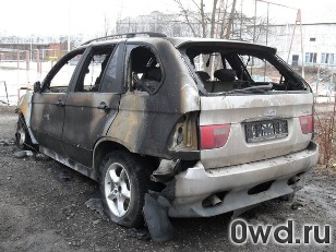 Битый автомобиль BMW X5