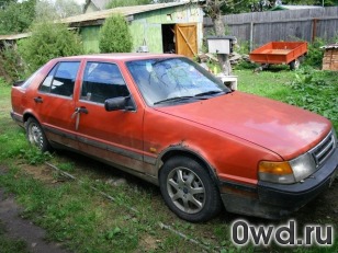 Битый автомобиль Saab 9000